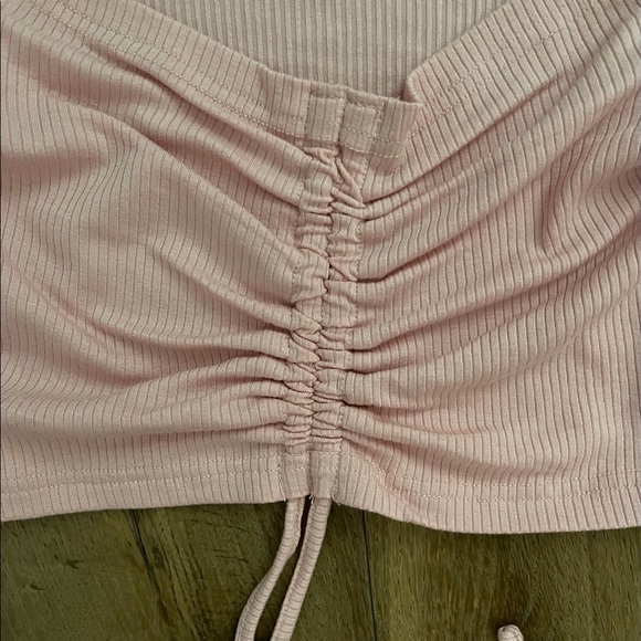 “ANGELA” DRAWSTRING OFF THE SHOULDER CROP TOP - Picture 4 of 5